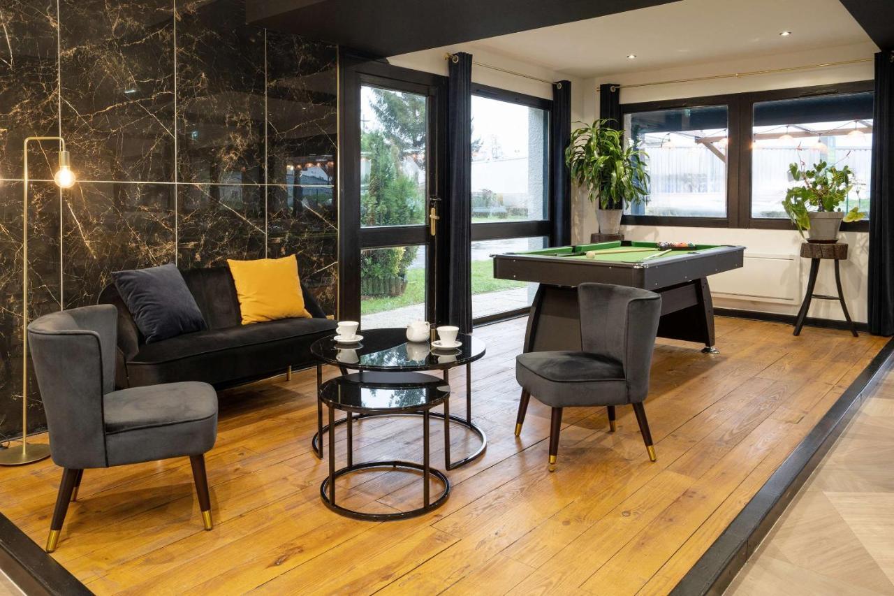Sure Hotel By Best Western Rouvignies Valenciennes מראה חיצוני תמונה